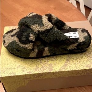 Camo slippers Mix No.6